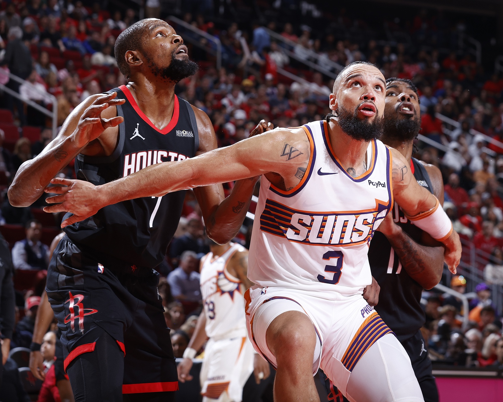 开云体育app下载-有理有据！KD生涯最差季场均20.3分4.4板 狄龙最佳季20.2分3.6板